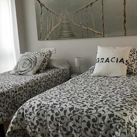 Apartamento Singular Deluxe Pamplona Kültér fotó