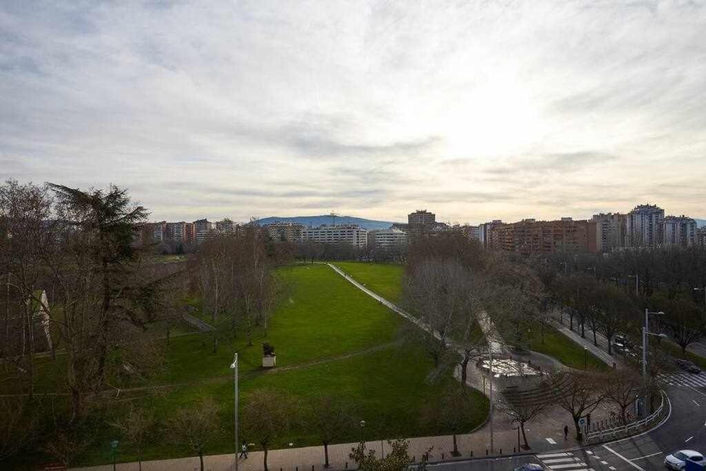 Apartamento Singular Deluxe Pamplona Kültér fotó